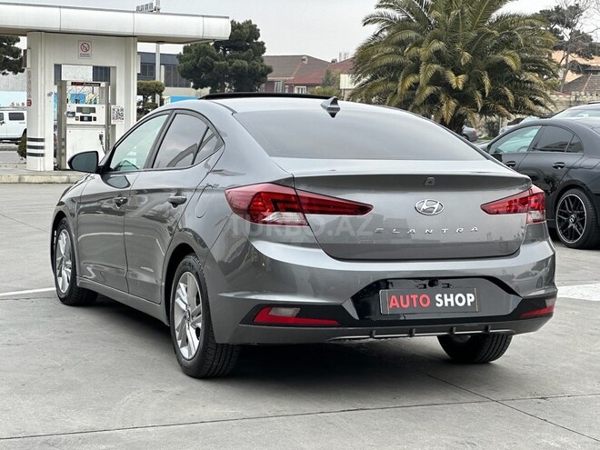 Hyundai Elantra 2018, 98,000 km - 2.0 l - Bakı