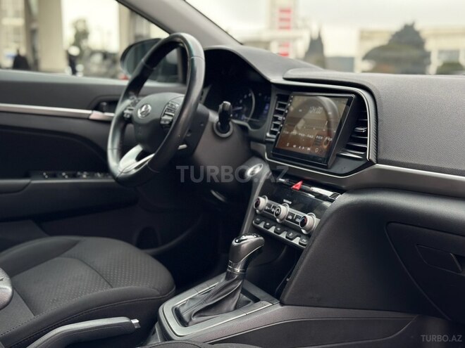 Hyundai Elantra 2018, 98,000 km - 2.0 l - Bakı