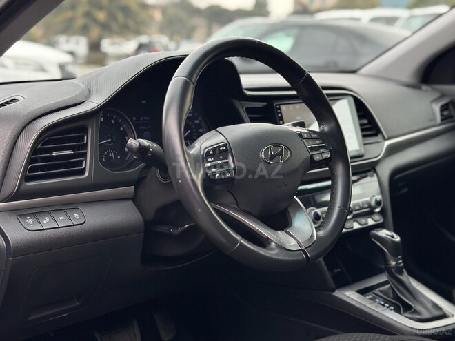 Hyundai Elantra 2018, 98,000 km - 2.0 l - Bakı