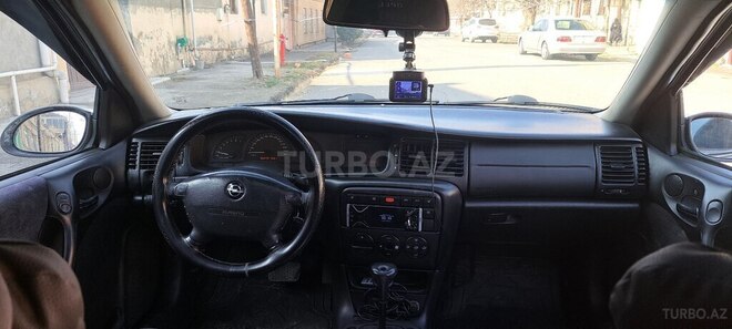 Opel Vectra 2000, 153,000 km - 2.0 l - Qazax