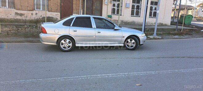 Opel Vectra 2000, 153,000 km - 2.0 l - Qazax