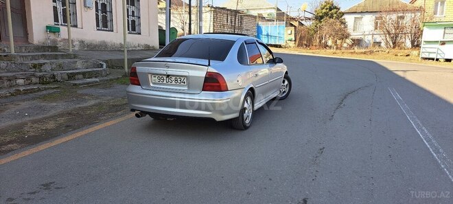 Opel Vectra 2000, 153,000 km - 2.0 l - Qazax