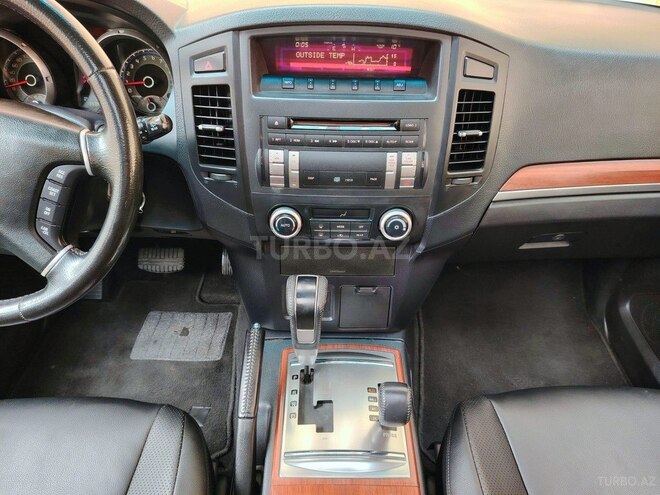 Mitsubishi Pajero 2008, 130,000 km - 3.0 l - Bakı