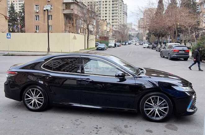 Toyota Camry 2023, 19,500 km - 2.5 l - Bakı