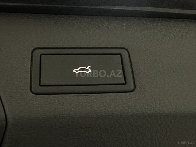 Volkswagen ID.6 Crozz-9