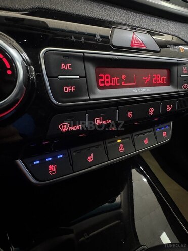 Kia Sorento-26