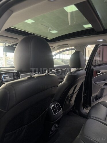 Kia Sorento-12
