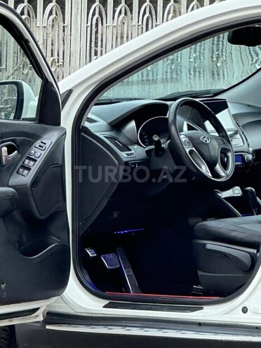 Hyundai ix35 2011, 323,000 km - 2.0 l - Bakı