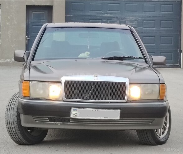 Mercedes 190 1991, 245,000 km - 2.0 л - Bakı