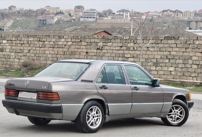 Mercedes 190 1991, 245,000 km - 2.0 л - Bakı