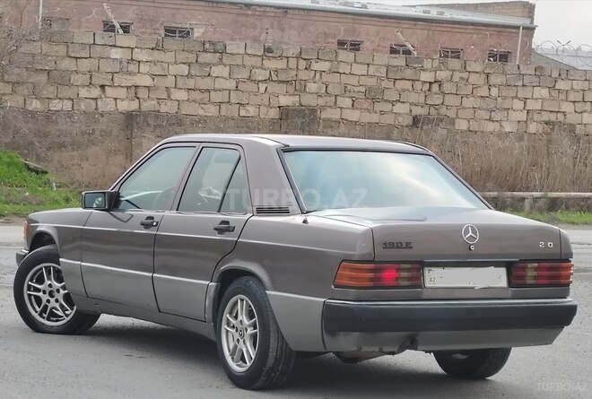 Mercedes 190 1991, 245,000 km - 2.0 л - Bakı