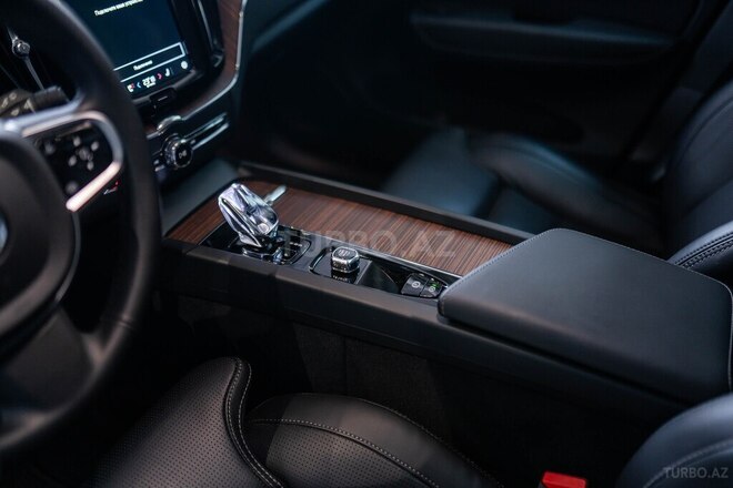 Volvo XC60-13