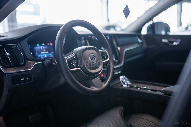 Volvo XC60-12