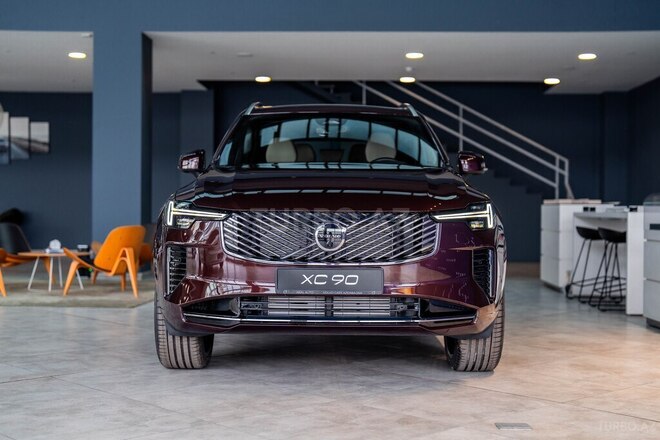 Volvo XC90-1