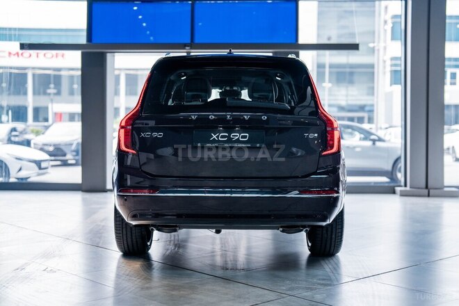 Volvo XC90-2