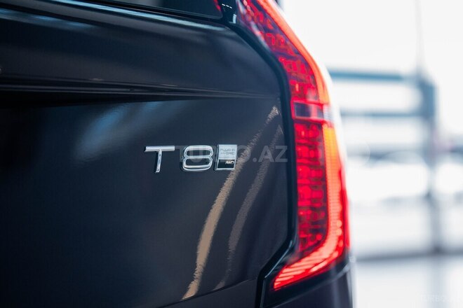 Volvo XC90-13