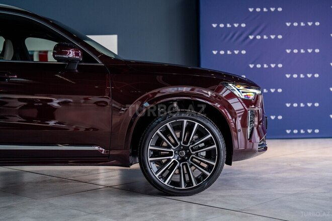 Volvo XC90-10