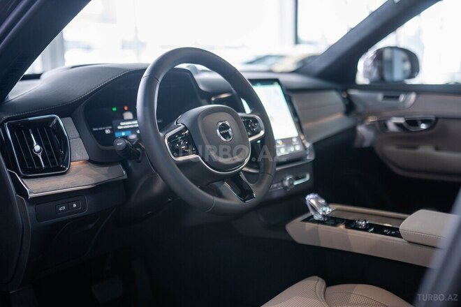 Volvo XC90-14