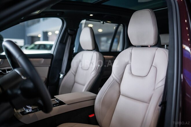Volvo XC90-15