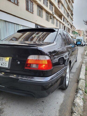 BMW 525 2003, 369,000 km - 2.5 l - Bakı
