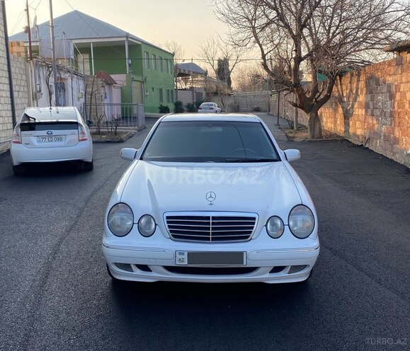 Mercedes E 240 2000, 220,000 km - 2.4 l - Gəncə