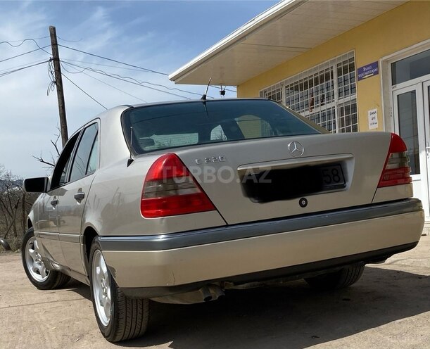Mercedes C 200 1994, 300,000 km - 2.0 л - Tovuz