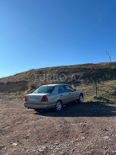 Mercedes C 200 1994, 300,000 km - 2.0 л - Tovuz