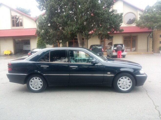 Mercedes C 220 d 1999, 450,000 km - 2.2 l - Bakı