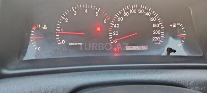 Toyota Corolla 2005, 420,000 km - 1.4 l - Göyçay