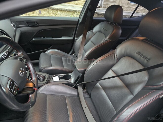 Hyundai Elantra 2018, 114,000 km - 1.6 l - Qazax