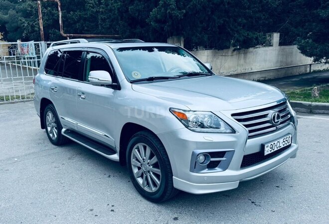 Lexus LX 570-2