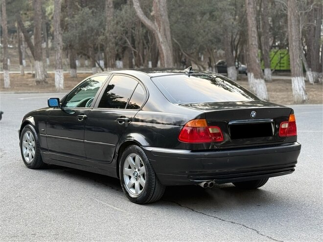 BMW 318 1999, 258,741 km - 1.9 l - Sumqayıt