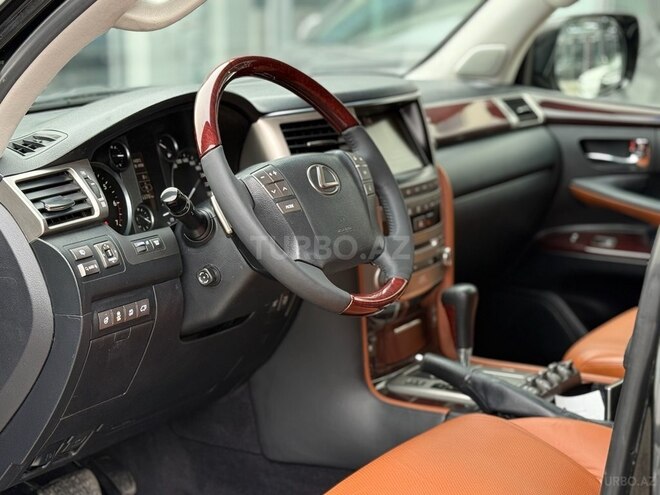 Lexus LX 570 2013, 176,000 km - 5.7 l - Bakı