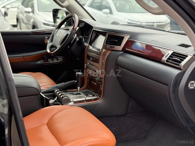 Lexus LX 570 2013, 176,000 km - 5.7 l - Bakı