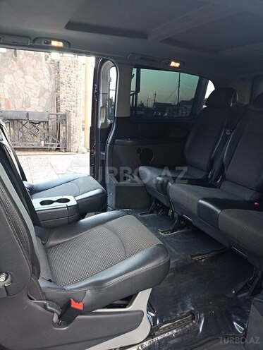 Mercedes Viano-4