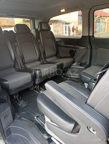 Mercedes Viano-5
