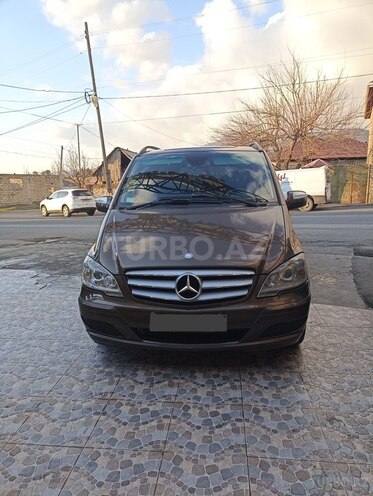 Mercedes Viano-1