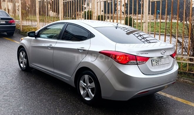 Hyundai Elantra 2013, 134,000 km - 1.8 l - Bakı