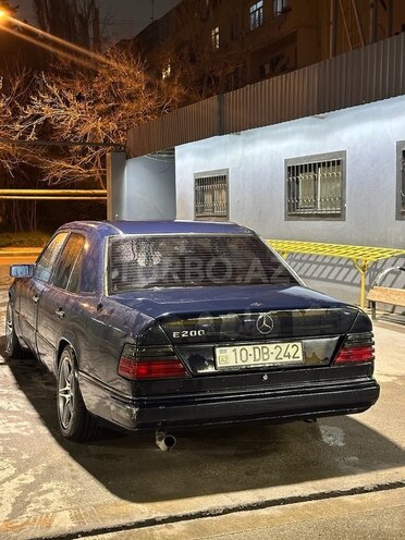 Mercedes E 200 1992, 410,000 km - 2.0 l - Bakı
