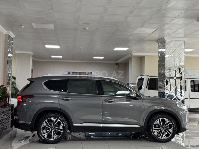 Hyundai Santa Fe-4