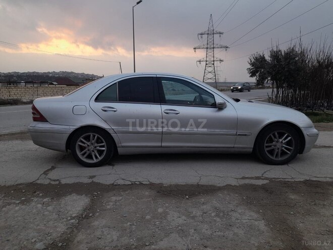 Mercedes C 200 2002, 353,500 km - 2.0 l - Bakı