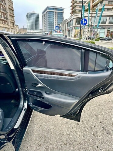 Lexus ES 300h 2019, 43,300 km - 2.5 l - Bakı