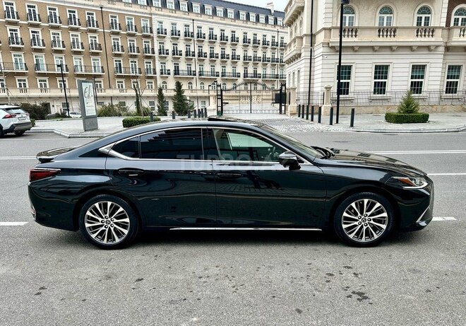 Lexus ES 300h 2019, 43,300 km - 2.5 l - Bakı
