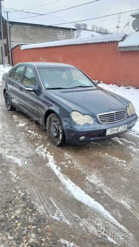 Mercedes C 180 2001, 150,000 km - 2.0 l - Qusar