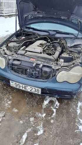 Mercedes C 180 2001, 150,000 km - 2.0 l - Qusar