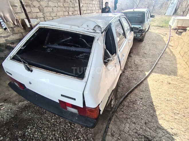 LADA (VAZ) 2109 2001, 200,000 km - 1.6 л - Göygöl