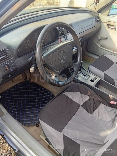 Mercedes E 220 d 1993, 505,844 km - 2.2 l - Füzuli