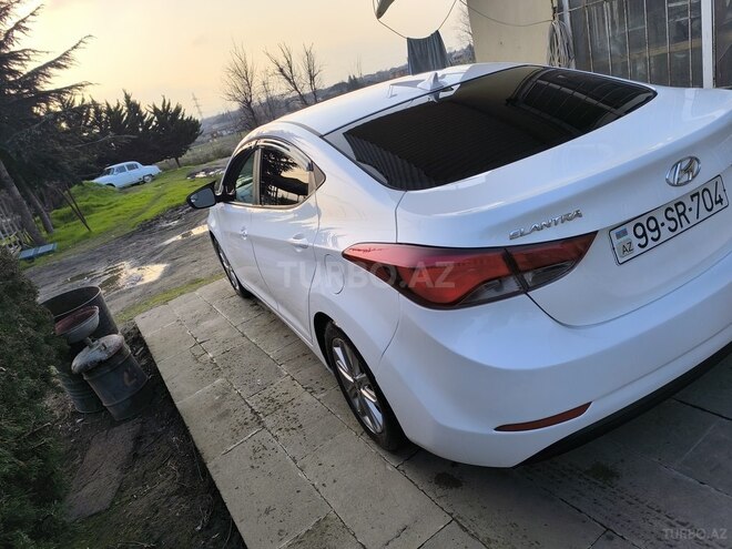 Hyundai Elantra 2014, 254,276 km - 1.8 l - Masallı
