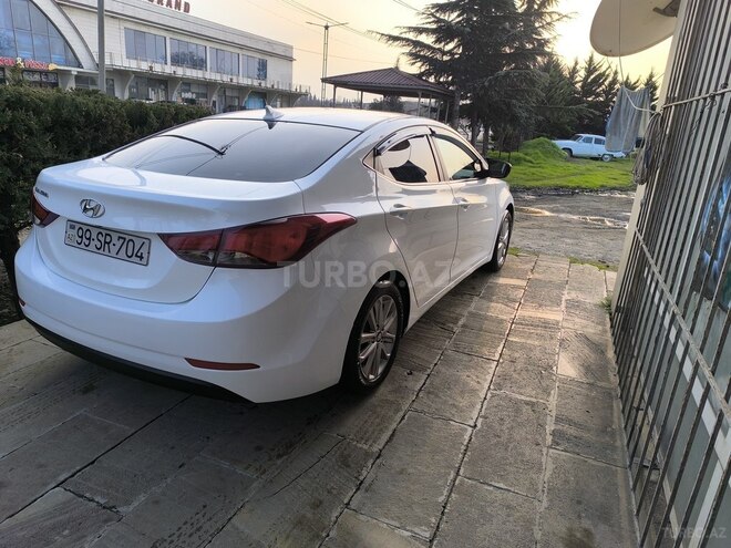 Hyundai Elantra 2014, 254,276 km - 1.8 l - Masallı