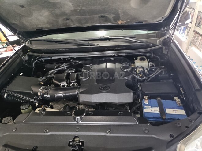 Toyota Land Cruiser Prado 2009, 270,000 km - 4.0 l - Bakı